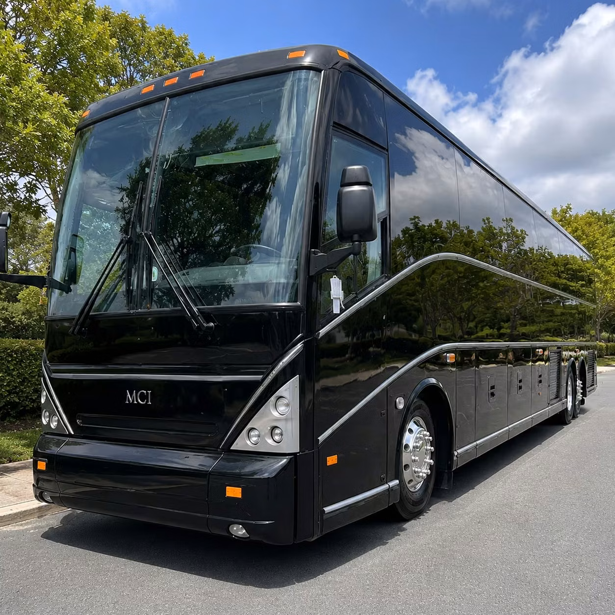 airport transfer shuttles between torrance and lax or long beach airport