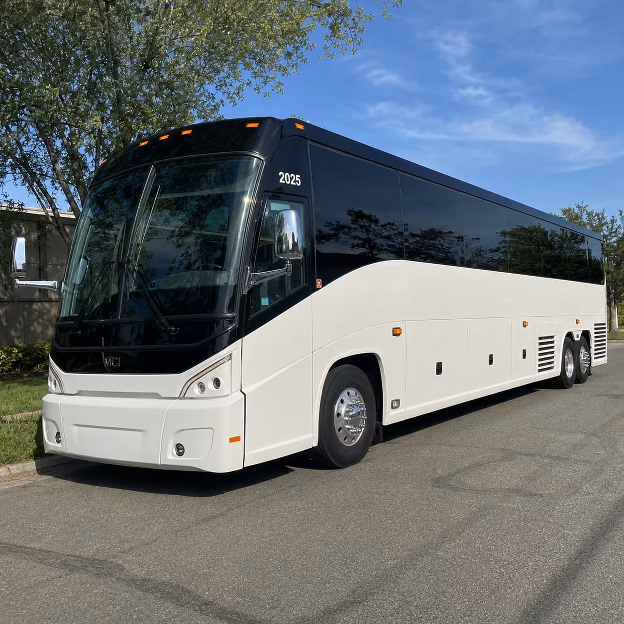compare long distance bus options for torrance corporate groups and sports teams