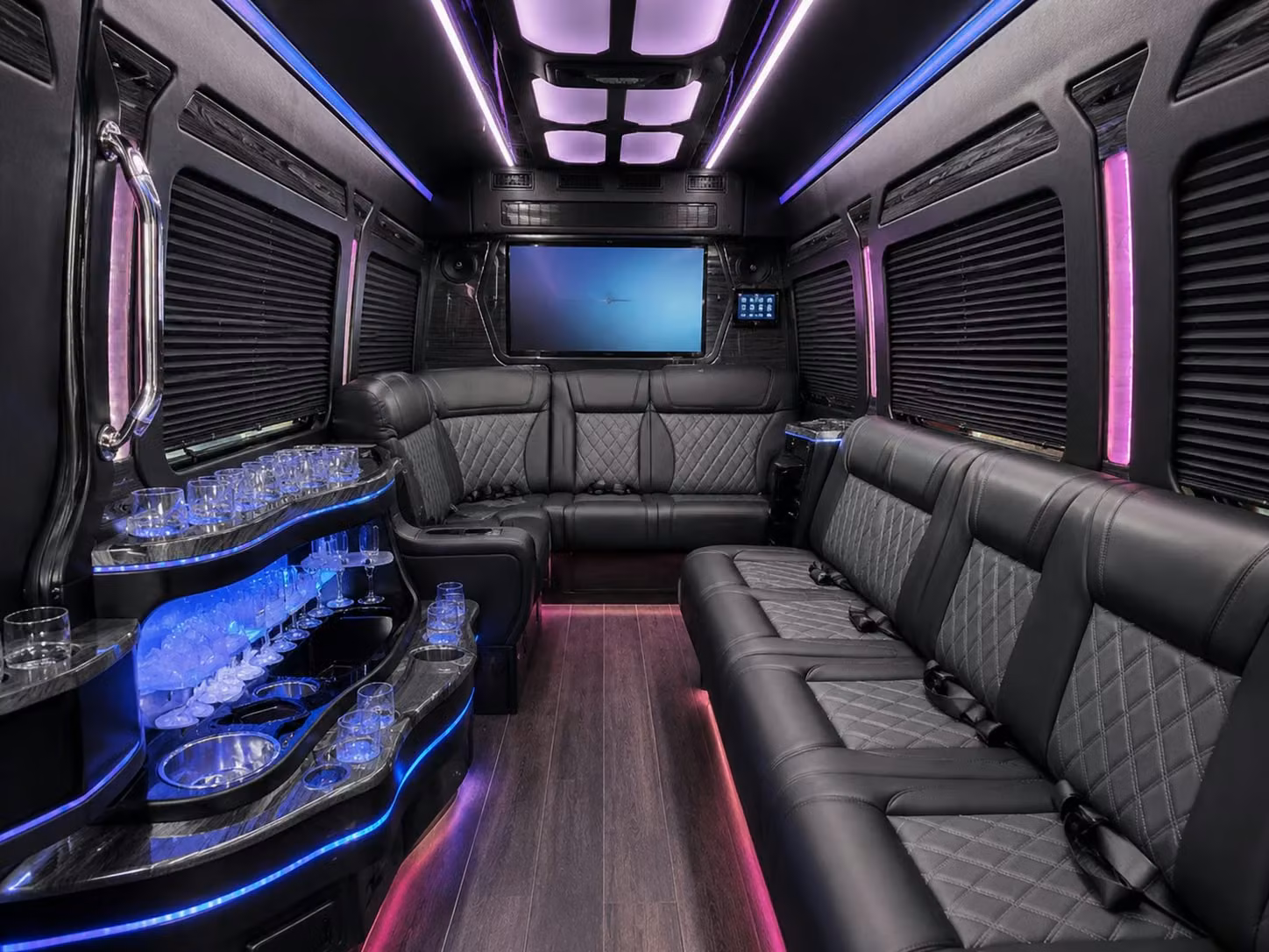 sporting event shuttle services for torrance corporate groups and company outings