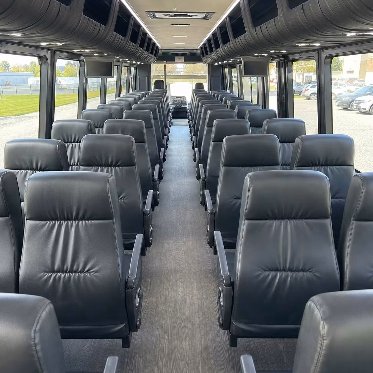 torrance 28 passenger minibus rental